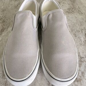 Vans Classic Slip On Skateboard Sneakers Wild Dove Gray/ White  Women’s size 10